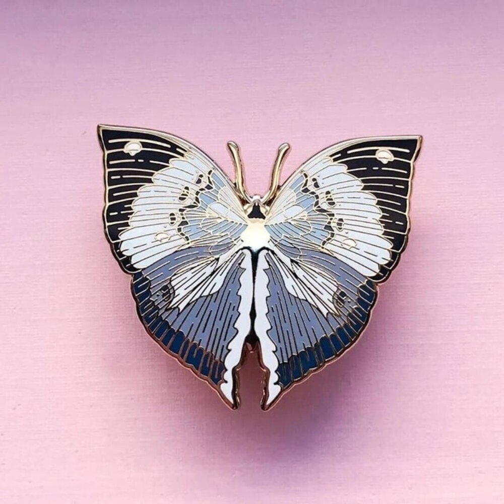 Blue Oakleaf Butterfly Enamel Pin - Gold Plated Nature Jewelry - Garden Brooch‎